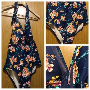 NWT Time and Tru plus size swimsuit size 3X